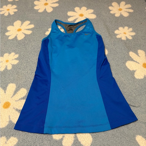 Nike Women's Blue Dri Fit Tank Top - Picture 1 of 5